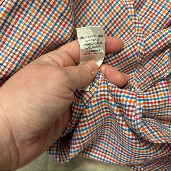 johnnie-O Red and White Casual Button Down Shirt with Classic Style - Picture 5 of 6